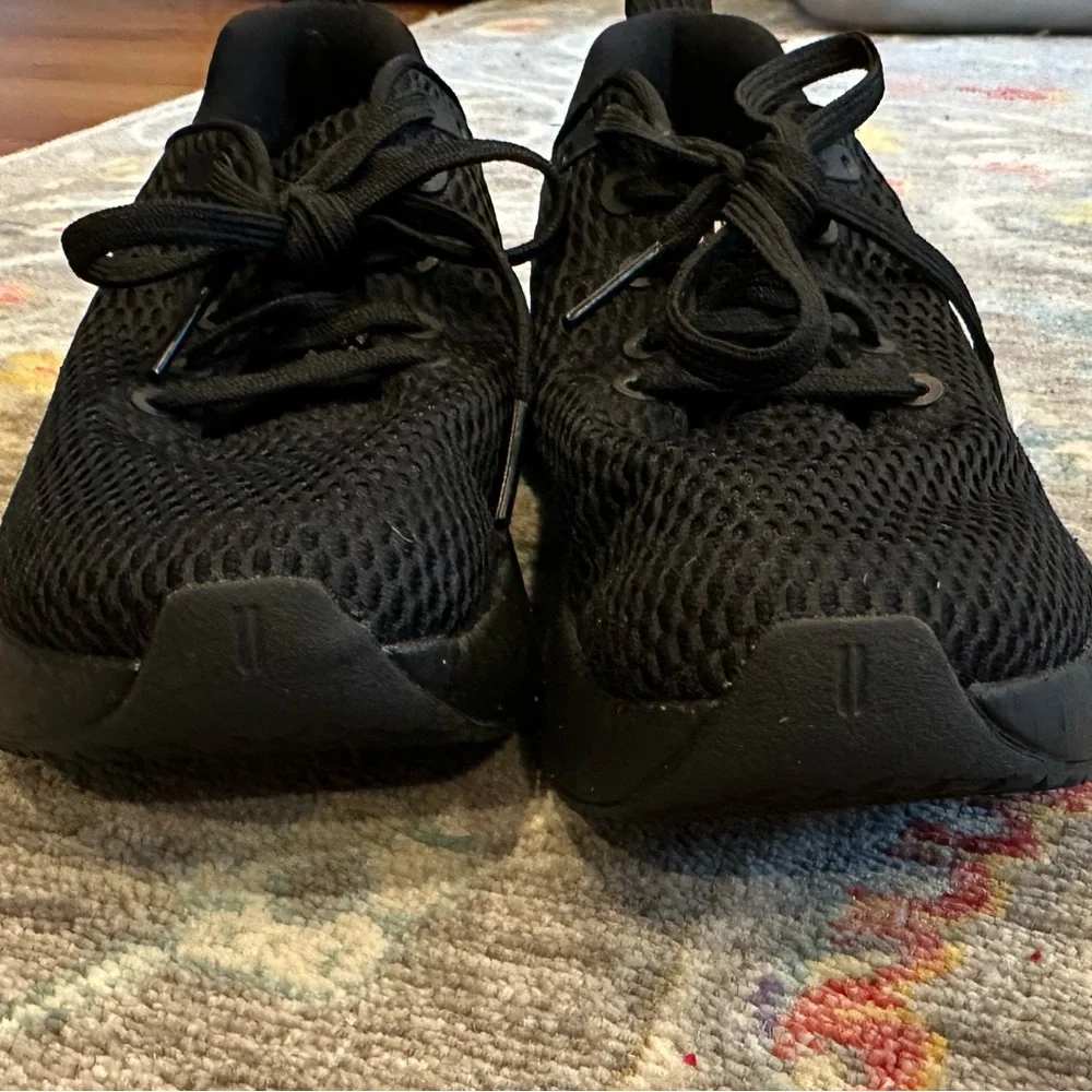 NOBULL Women’s Triple Black Drive Mesh Hybrid Workout Shoe W 8.5 EU40 - Picture 7 of 9